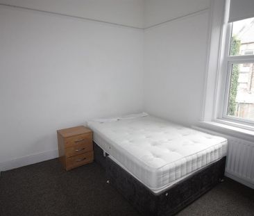 4 bedroom property to rent - Photo 4