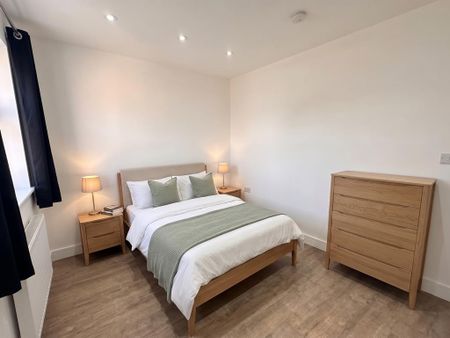 2 bedroom flat to rent - Photo 3