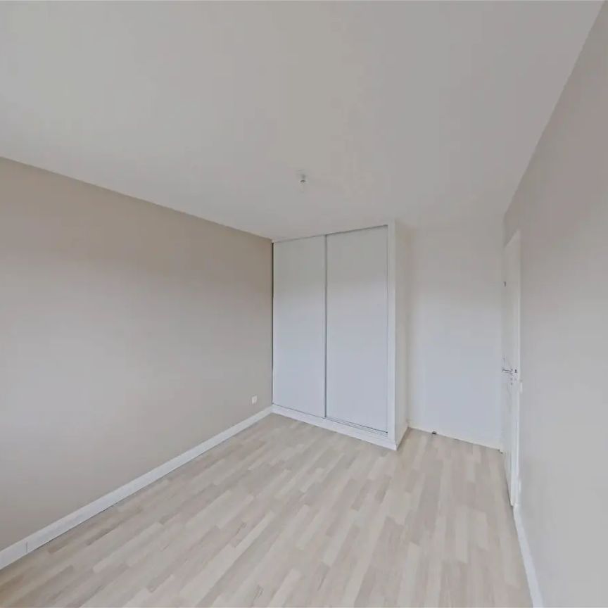 Location appartement 3 pièces - 82.86m² à Hazebrouck (59190) - Photo 1