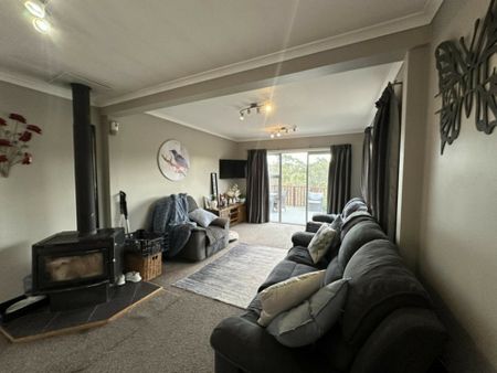 A spacious Brighton home! - Photo 5