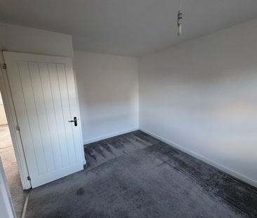 4 Bed Semi-Detached House, Merchant Avenue, NG8 - Photo 6