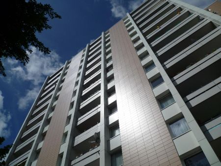 3-Zimmer-Wohnung mit Balkon in Düsseldorf-Garath mieten - Photo 3