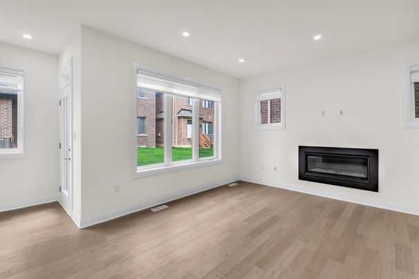 For Lease - 91 Bezel Lane, Oakville, Ontario - Photo 1