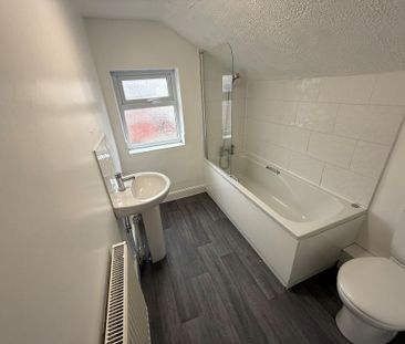 2 bedroom terraced house to rent - Photo 6