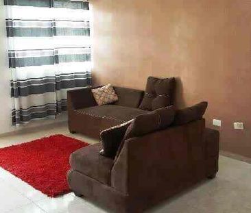 En renta casa amueblada de una planta y 2 habitaciones, situada en ... - Photo 1