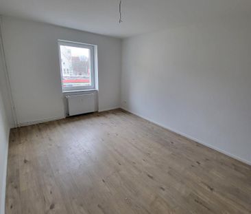 SEMMELHAACK: Erstbezug! Sanierte 4-Zimmer Wohnung mit Balkon - Photo 5