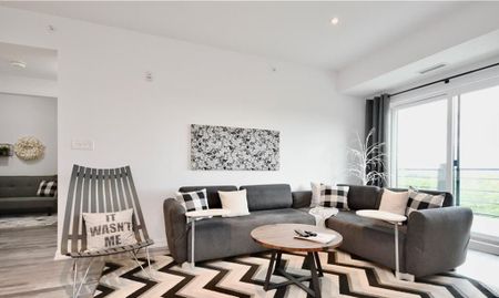 For Lease - 302 Essa Road Unit# 612, Barrie, Ontario - Photo 3