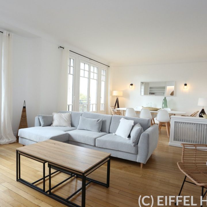 Appartement • La Plaine des Sablons - Photo 1