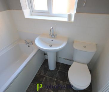 Tudor Road, Nuneaton, Warwickshire, CV10 9EF - Photo 1