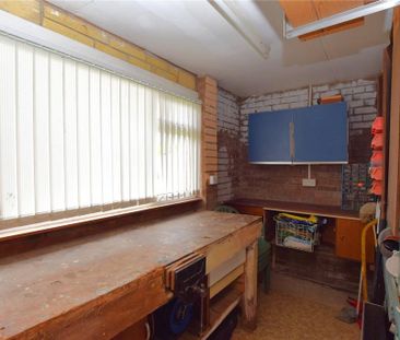 4 bedroom bungalow to rent - Photo 2