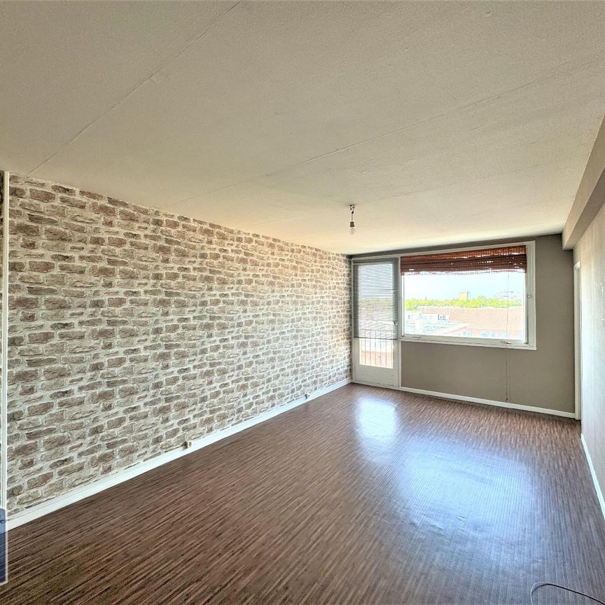 Location Appartement 4 pièces 73m² LILLE 59000 - Photo 1