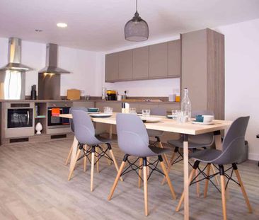 Riverside Ensuite Plus Room - Photo 6