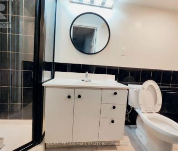 15 MARY ELIZABETH CRESCENT - Photo 3