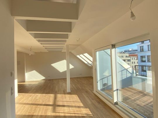 Erstbezug - Traumdachgeschoss mit Galerie, 2 Sonnenterrassen und Blick bis zum Potsdamer Platz - Photo 1