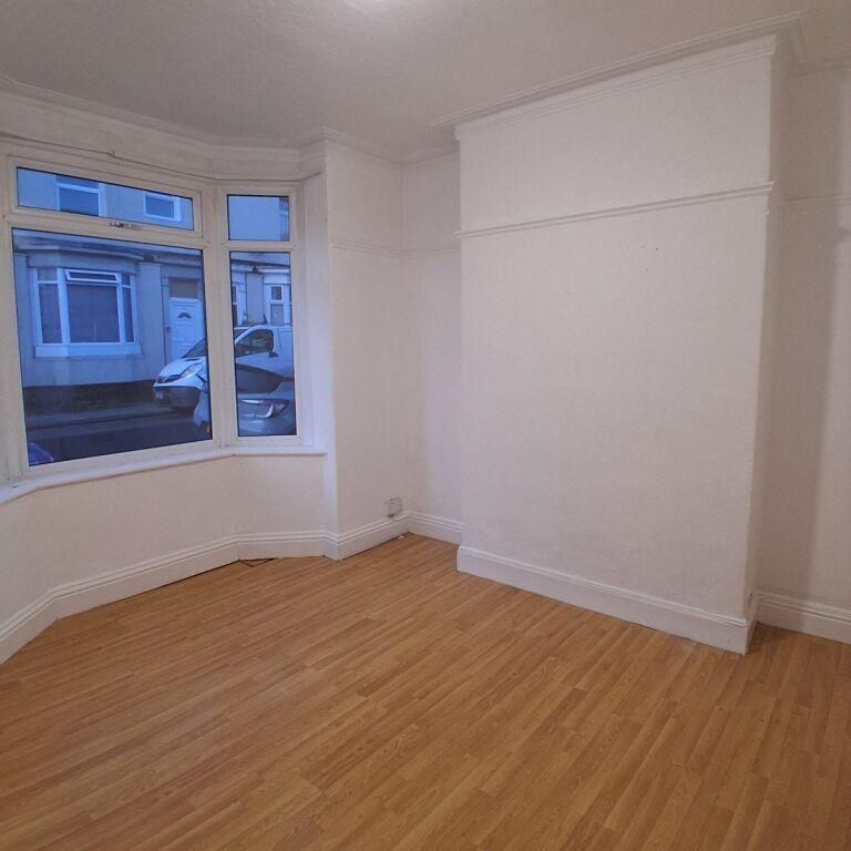 2 bedroom house to rent - Photo 1