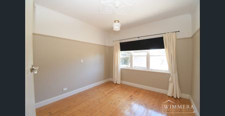 Perfect Location! - Photo 4