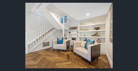 Spacious Family Home with Park and City Views - Photo 2