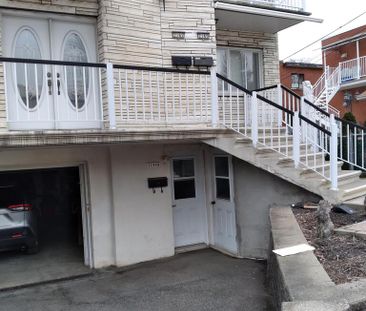 AHUNTSIC : 2 ½ Chauffé, éclairé, Eau Ch - Photo 2