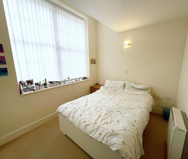 2 bedroom flat to rent - Photo 5