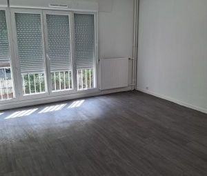 Location Appartement à LE PONT DE CLAIX - Photo 2