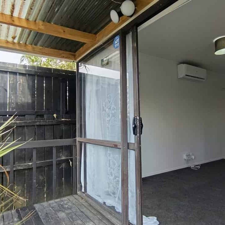 Walk to Shops & Homai Train Station - Photo 1