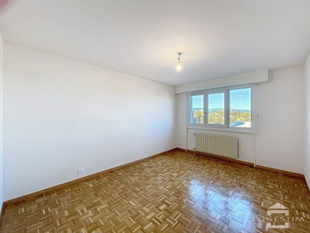 Bel appartement de 2 pièces au 5ème étage - Photo 3