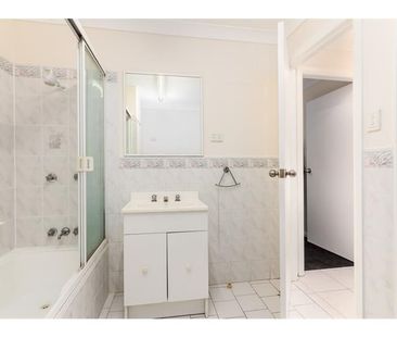 Bright Studio with Private Courtyard in Quiet Location - Photo 1