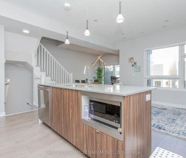 1121 Cooke Boulevard NE #11 - Photo 6