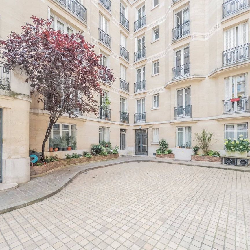 Rental Apartment Paris 16th Muette - Photo 1