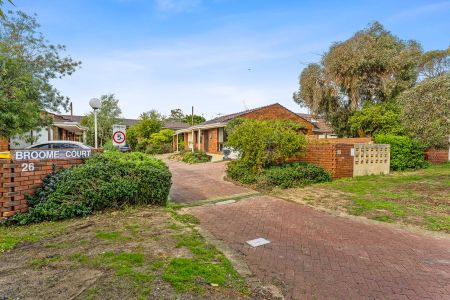 In the heart of Nedlands - Photo 5