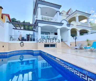 Alquiler de casa o chalet independiente en Calle Camelia - Photo 3