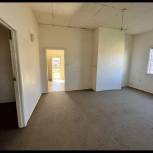 House for rent, 23 Nicholls st, Broken Hill - Photo 2