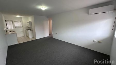 Neat & Comfortable Ground-Floor Unit in the Heart of Paddington With Aircon! - Photo 2