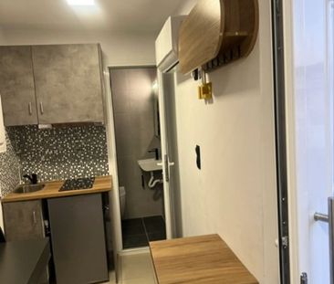 Studio/Γκαρσονιέρα για ενοικίαση Πειραιάς - Κέντρο (Κέντρο - Λιμάνι) - Photo 1