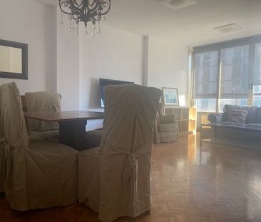 Piso de alquiler en Avenida de Federico Soto, Ensanche - Diputación - Photo 3