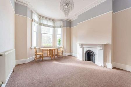 Westcroft Square, Ravenscourt, W6 - Photo 5