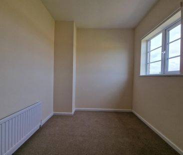 3 bedroom house to rent - Photo 2