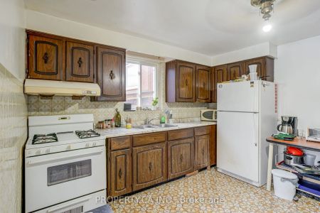 158 Hallam Street #Main Rm 3 - Photo 2