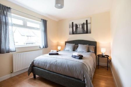 155 Joanmount Gardens, Belfast BT14 6NZ - Photo 4