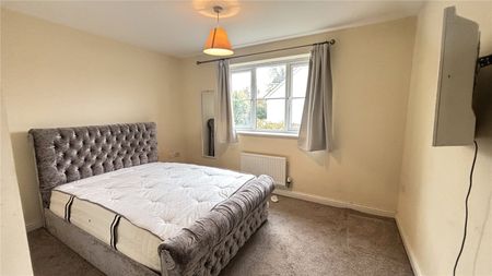 Union Street, Farnborough, Hampshire, GU14 - Photo 3