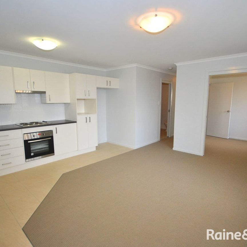 Convenience & Location - Photo 1