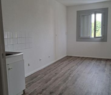 APPARTEMENT T3 75m2 ST JEAN DE MOIRANS - Photo 4