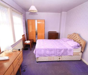 2 bedroom semi-detached house to rent - Photo 3