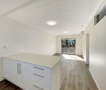 Mt Albert - 2 Bedroom, 1 Bathroom - Photo 3