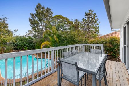 6 MONTH LEASE - CHARMING FAMILY HOME IN QUIET CUL-DE-SAC - Photo 2