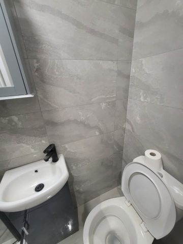 Studio Flat, Mitcham Lane, SW16 - Photo 4