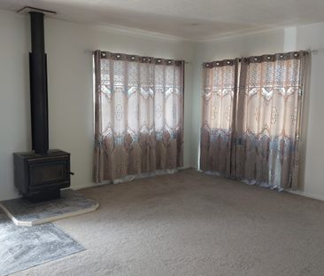 Modern, Fresh & Perfectly Positioned - Photo 1