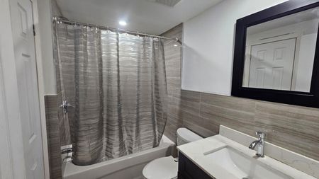 For Lease - 110 Wexford Boulevard Unit# B, Toronto, Ontario - Photo 5