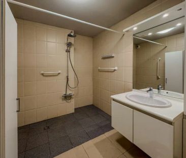 Gelijkvloers appartement met 2 slaapkamers in het centrum. - Foto 5