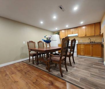 Convenient 2 Bedroom 2 Bathroom Walkout Basement in NW Thorncliffe - Photo 1